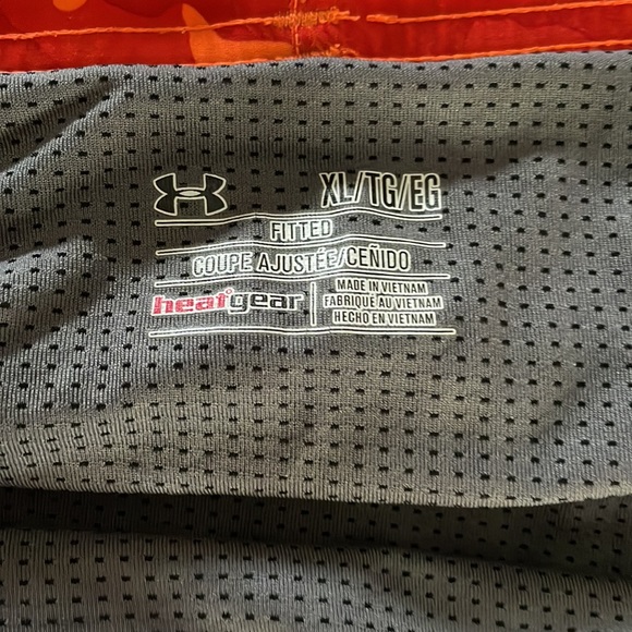 Under armor Camo swim trunks Sz XL - Picture 3 of 9